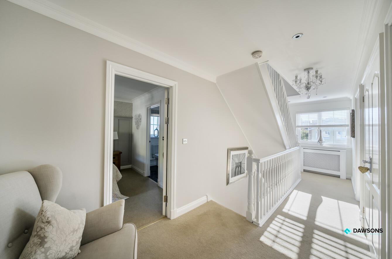 Gwscwm Park, Burry Port, SA16 0DX